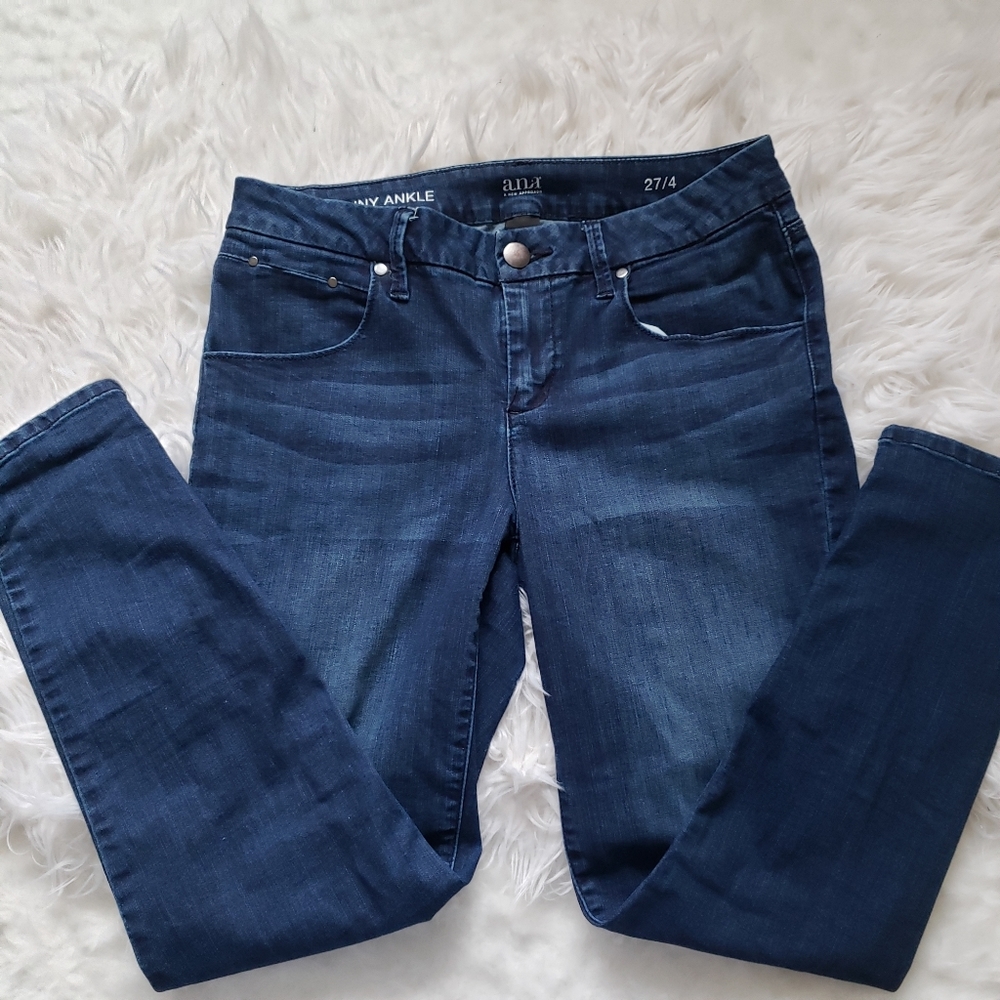 🔥3 for 25! A.N.A skinny ankle Jean's 27/4